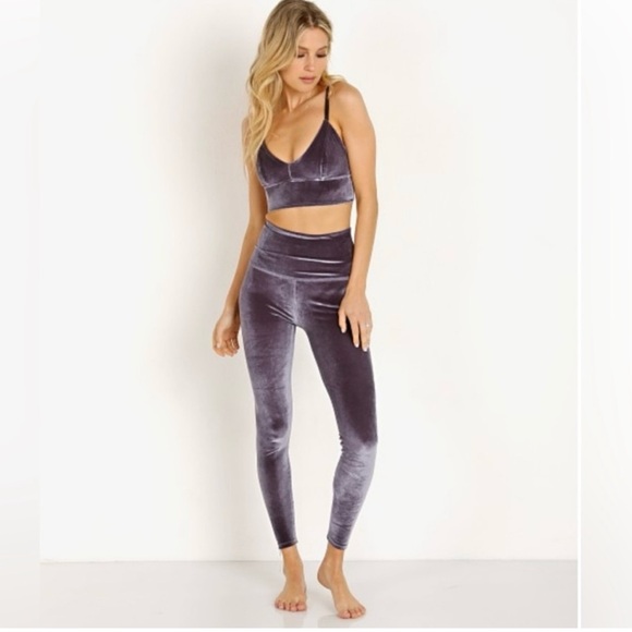 Beyond Yoga Pants - Beyond Yoga Motion High Waisted Midi Leggings in Deep Amethyst Velvet Sz Small